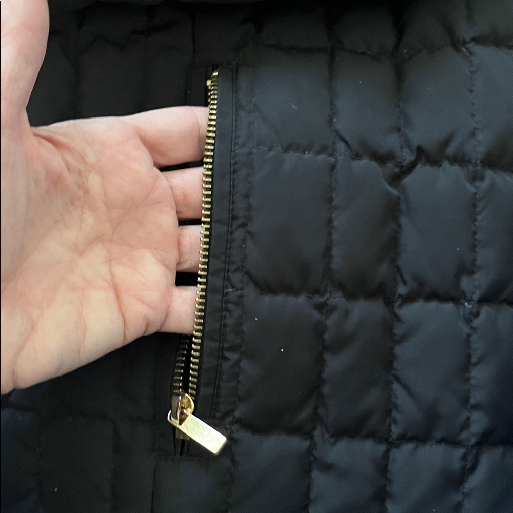 J. Crew Quilted Black Jacket Size Medium 60% Down Filling Zip Front - Picture 4 of 11